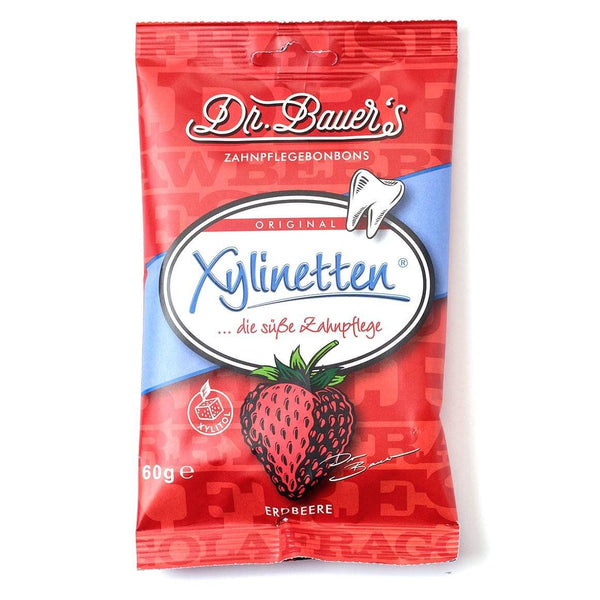 Dr. Bauer's Xylinetten Erdbeere 60g kommen in einer roten Packung mit leuchtendem Erdbeer-Motiv und überzeugen mit fruchtig-süßem Erdbeergeschmack.