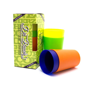 Eine Dr. Bauer's Zahnputzbecher 4er Packung enthält vier bunte Plastikbecher in Grün, Gelb, Orange und Blau.