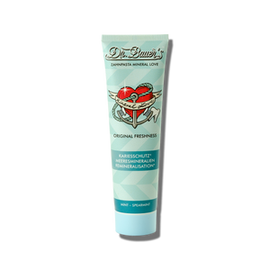Dr. Bauer's Zahnpasta Mineral Love Original Freshness 90ml, im Herz-Minz-Design, sorgt mit der FiChiFlaMi®-Formel und Meeresmineralien für langanhaltende Frische und Mineralpflege.