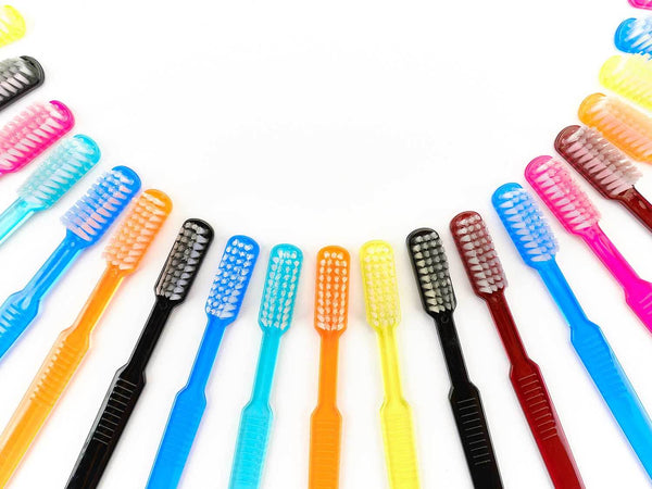 Dr. Bauer´s Einmalzahnbürsten mit Zahnpasta 100er Packung GELB